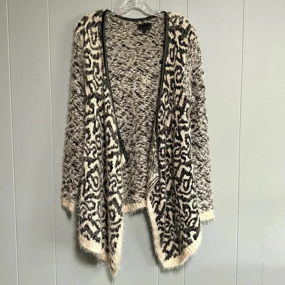 i JEANS BY BUFFALO Black Cream Patterned Open Front Cardigan Sweater Sz Medium